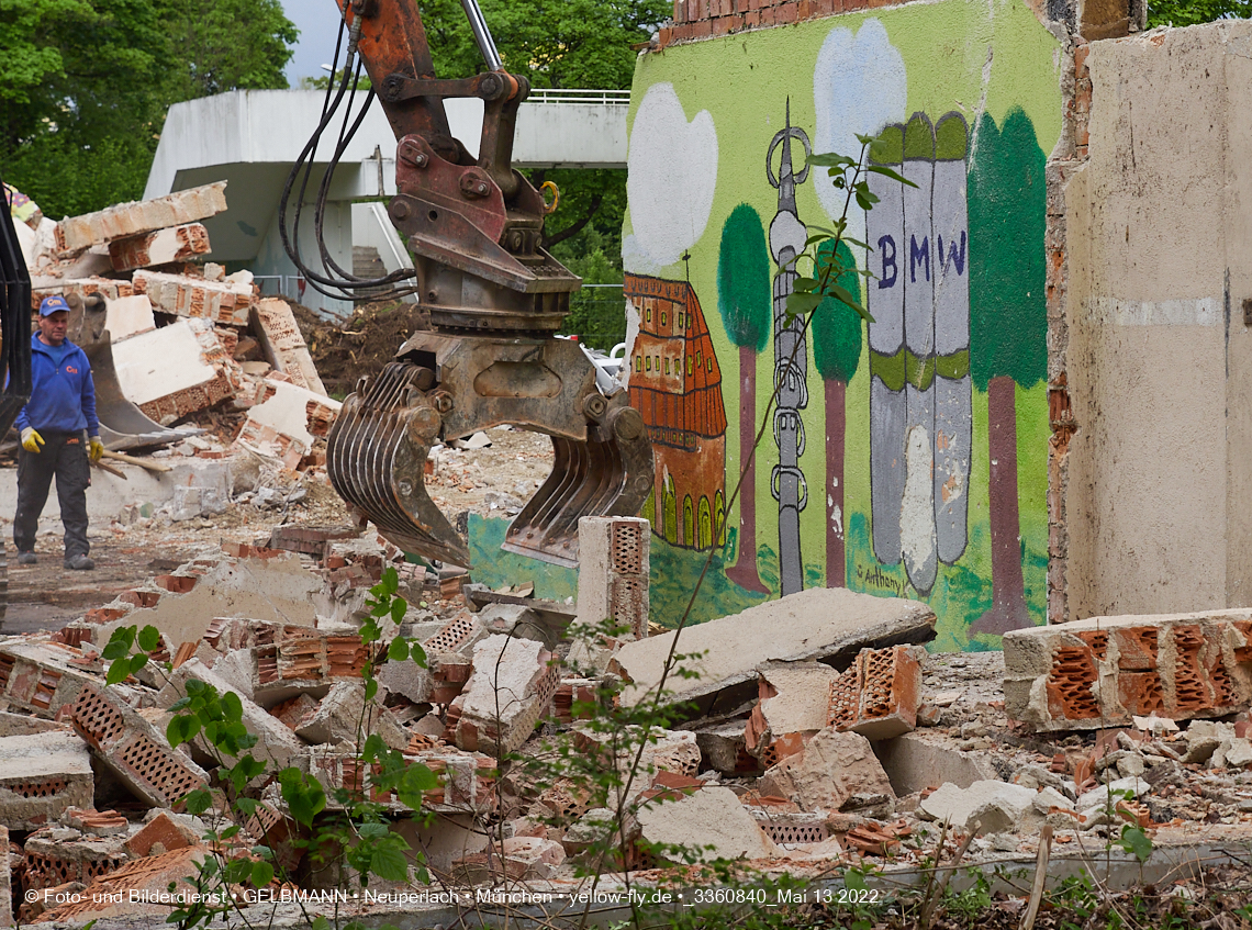 13.05.2022 - Baustelle am Haus für Kinder in Neuperlach